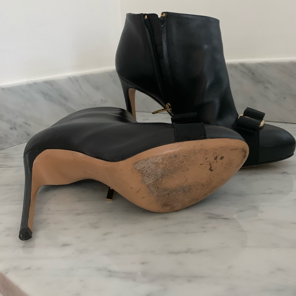 Shoe - Picture 4 of 5